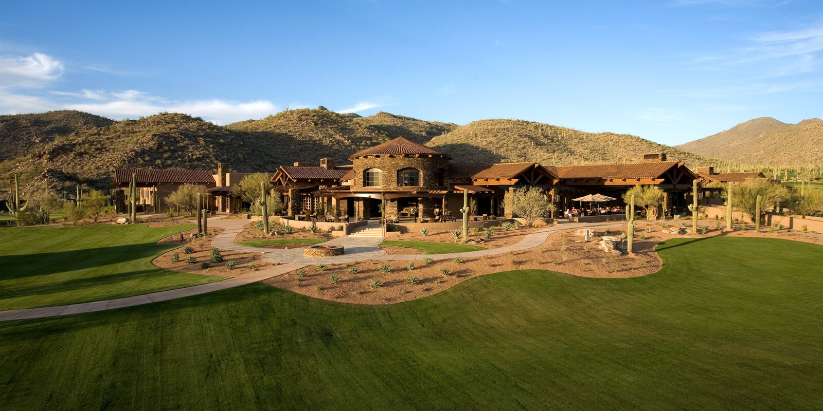 The Ritz-Carlton Golf Club, Dove Mountain Clubhouse Exterior